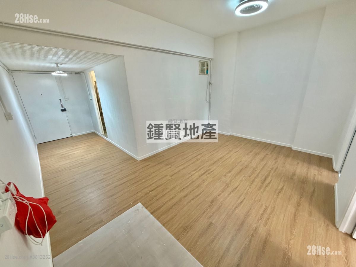 Yan Oi Building Sell 2 Bedrooms , 1 Bathroom 434 ft²