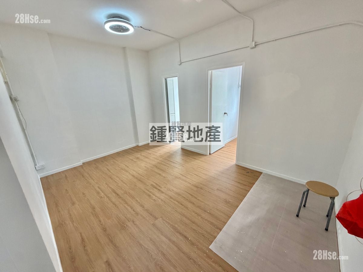 Yan Oi Building Sell 2 Bedrooms , 1 Bathroom 434 ft²