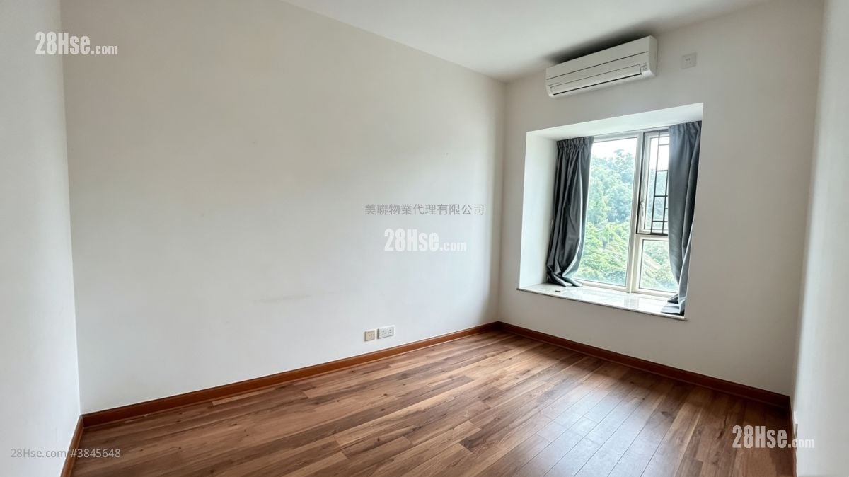 Nob Hill Sell 2 Bedrooms , 1 Bathroom 457 ft²