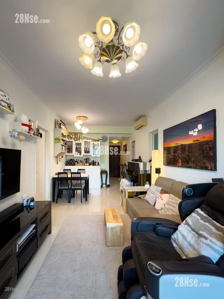 Le Prestige Sell 3 Bedrooms , 2 Bathrooms 728 ft²