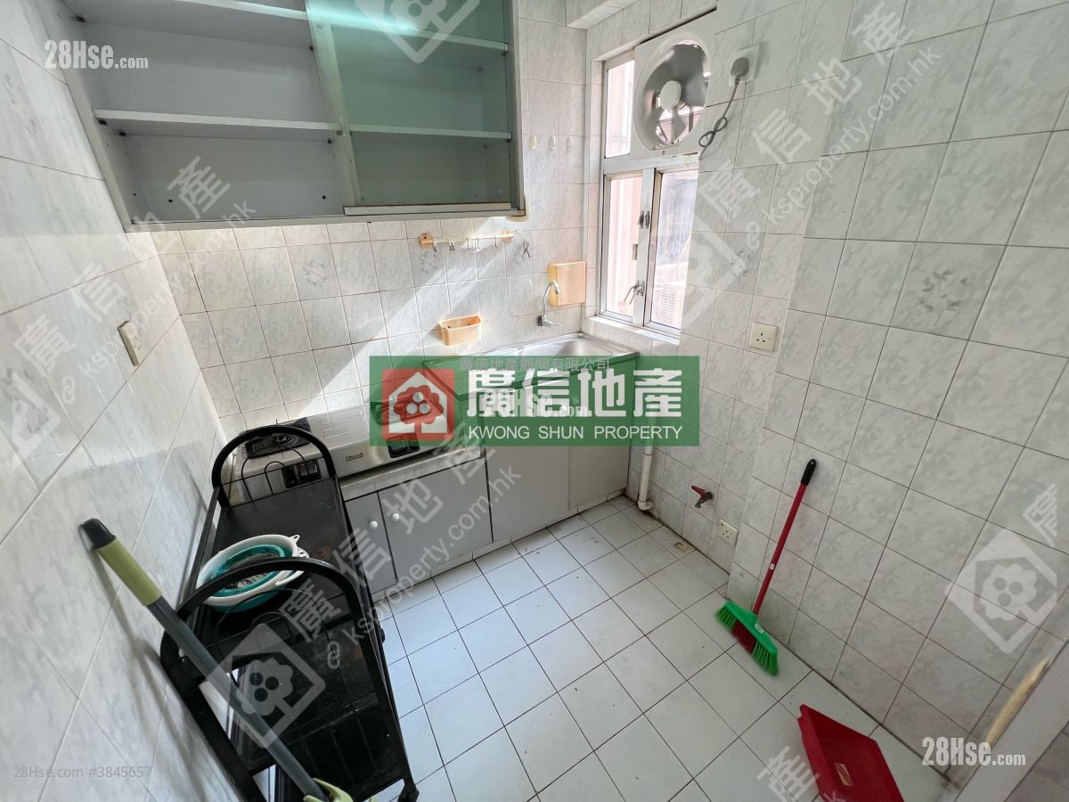 大同新村 租盘 2 房 , 1 浴室 325 平方尺