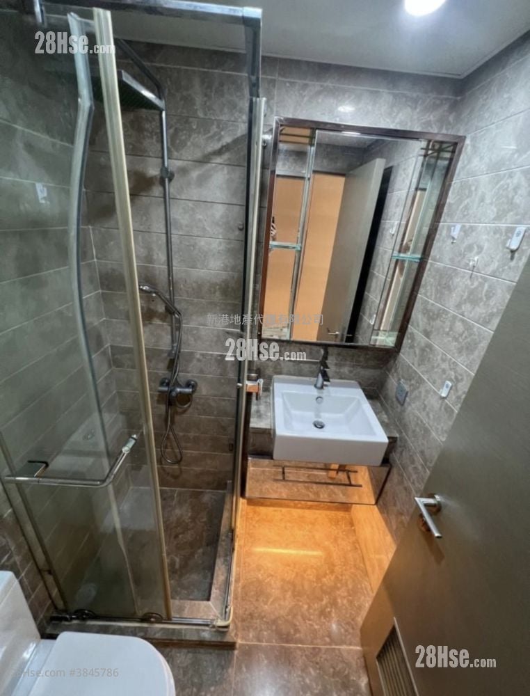The Met. Focus Rental Studio , 1 Bathroom 221 ft²