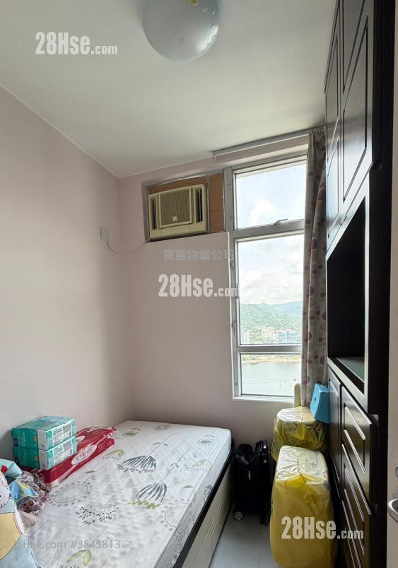 Kam Tai Court Sell 3 Bedrooms , 2 Bathrooms 650 ft²