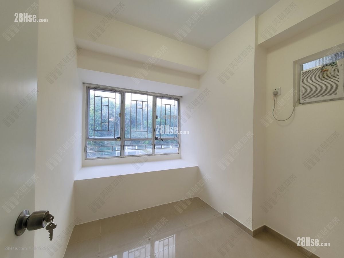 Tsuen Tak Garden Sell 2 Bedrooms , 1 Bathroom 287 ft²