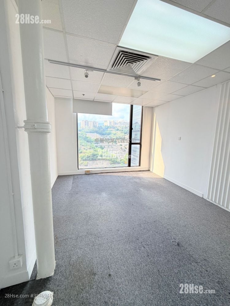 Easy Tower Rental 4 Bedrooms 1,269 ft²