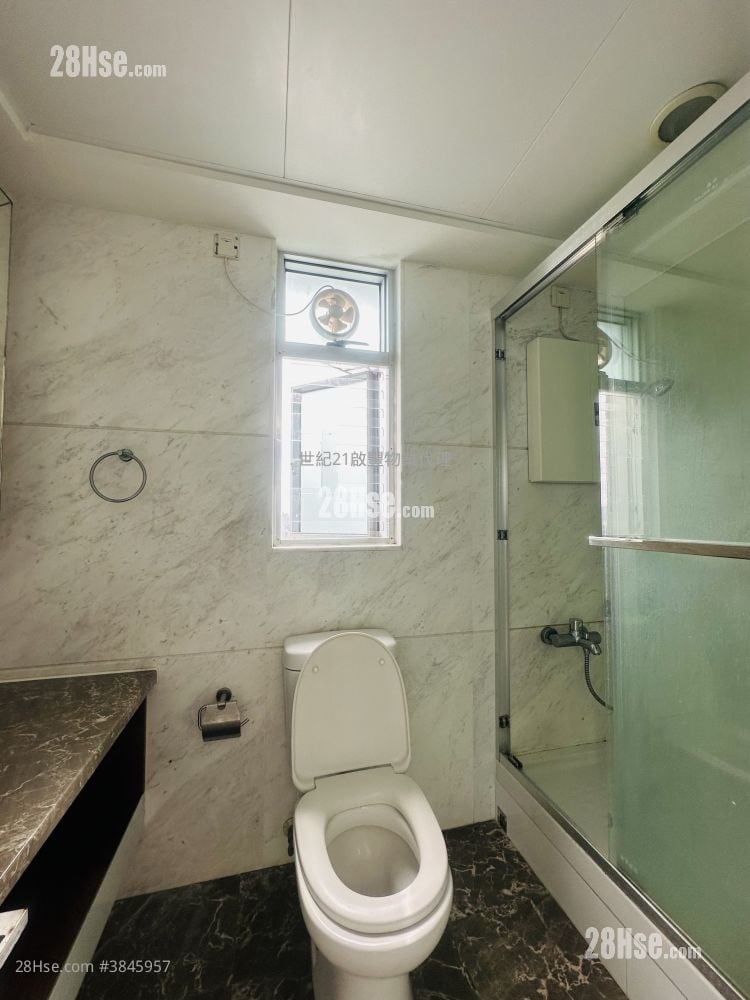 豪門 售盤 3 房 , 2 浴室 870 平方呎