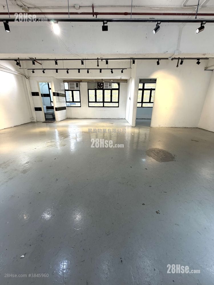 观塘工业中心 租盘 806 平方尺