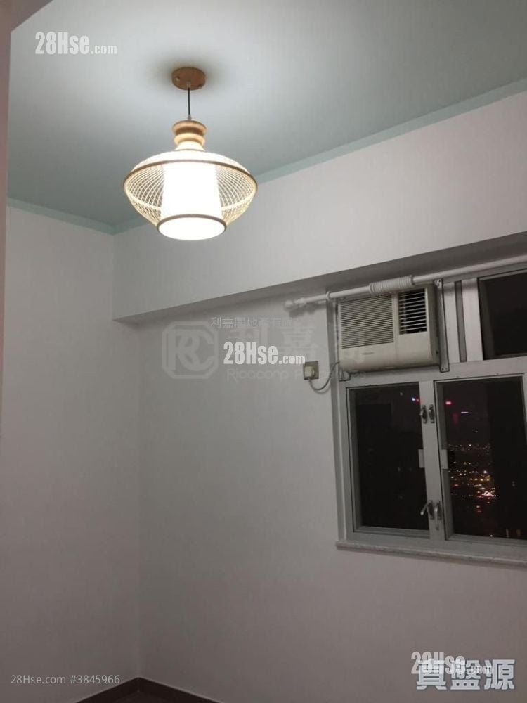 Sun Ying Building Sell 2 Bedrooms 482 ft²