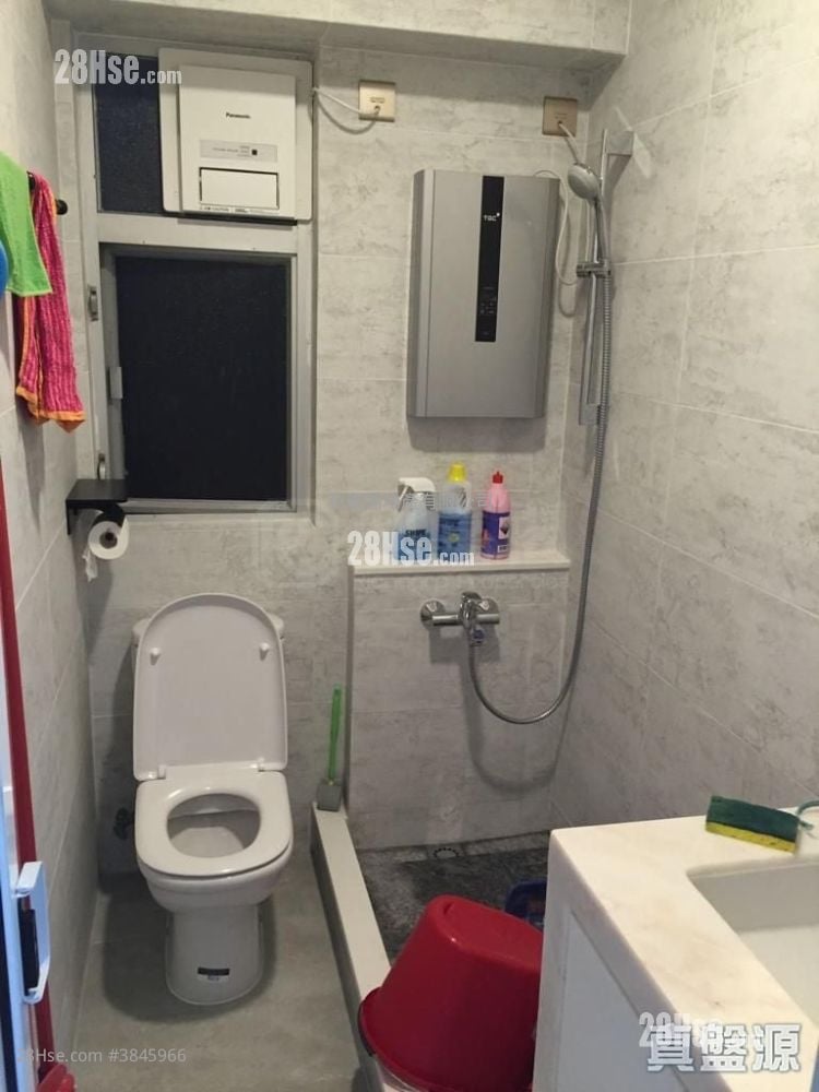 Sun Ying Building Sell 2 Bedrooms 482 ft²