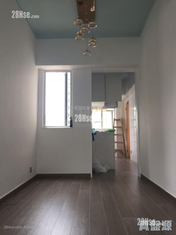 Sun Ying Building Sell 2 Bedrooms 482 ft²