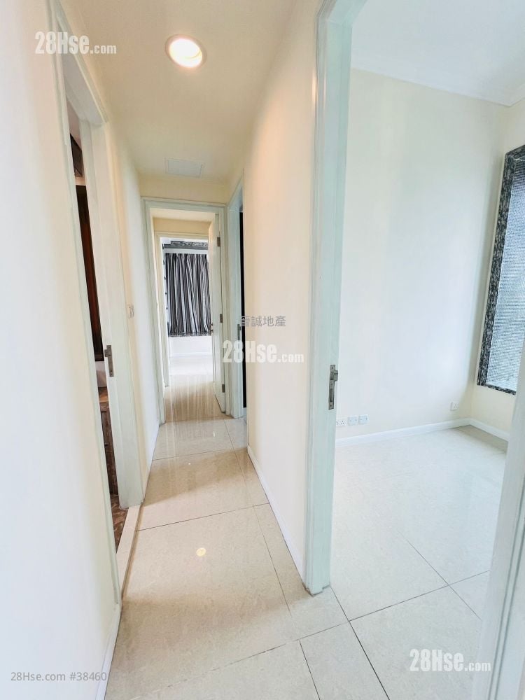 Crown By The Sea Rental 5+ Bedrooms , 3 Bathrooms 1,026 ft²