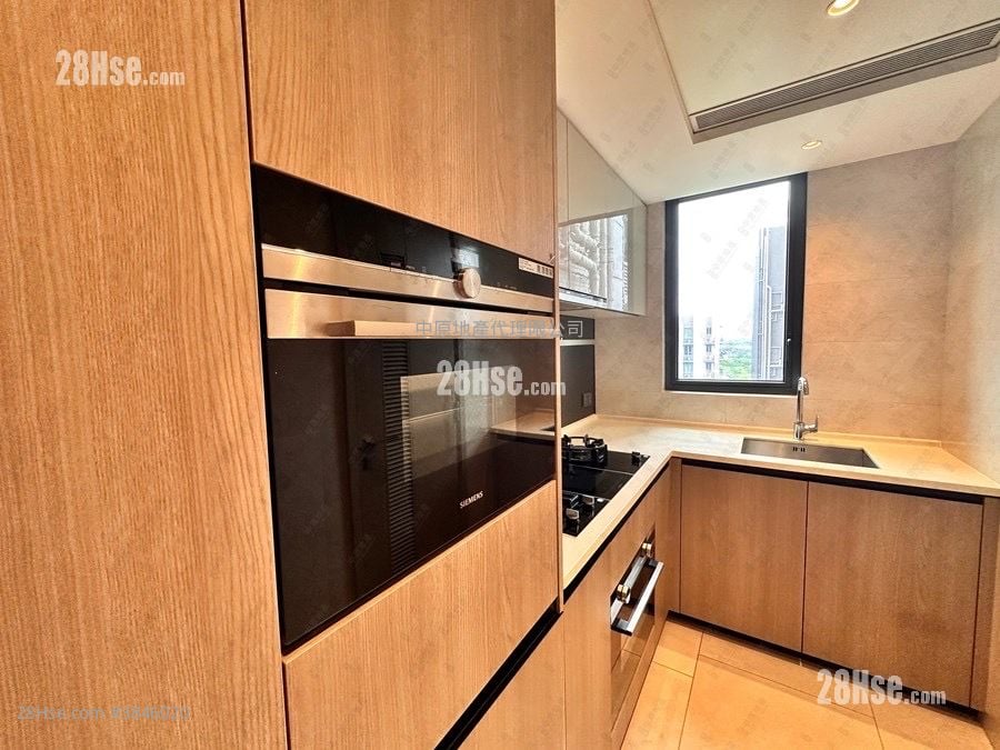 Wetland Seasons Park Rental 4 Bedrooms , 2 Bathrooms 664 ft²