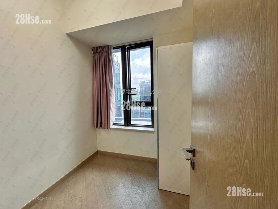 Wetland Seasons Park Rental 4 Bedrooms , 2 Bathrooms 664 ft²