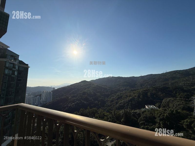 朗逸峰 售盤 5+ 房 , 3 浴室 1,039 平方呎