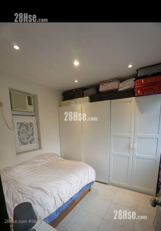 Hoi Kwong Court Rental 3 Bedrooms , 1 Bathroom 639 ft²