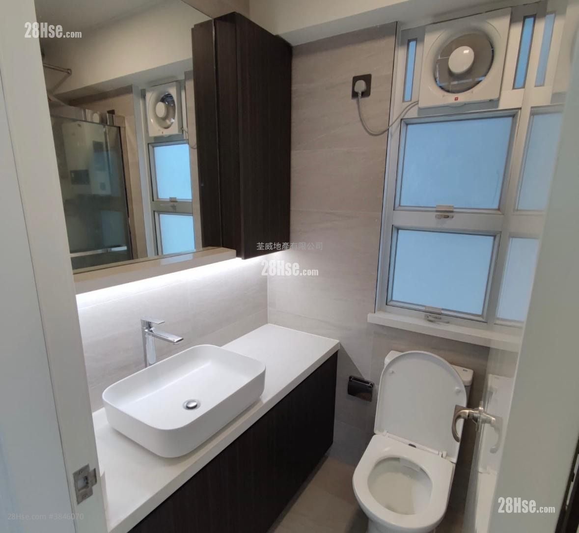 Tsuen King Garden Rental 2 Bedrooms , 1 Bathroom 362 ft²