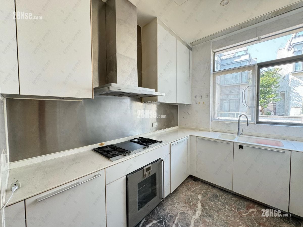 The Green Sell 3 Bedrooms 1,315 ft²