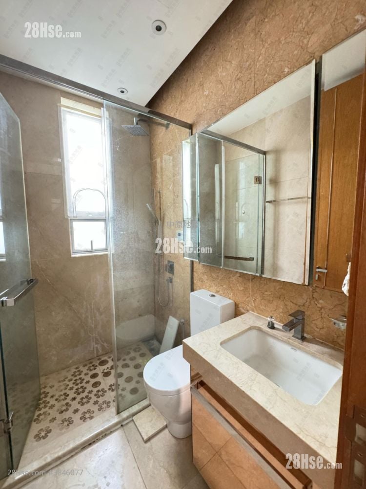 The Green Sell 3 Bedrooms 1,315 ft²