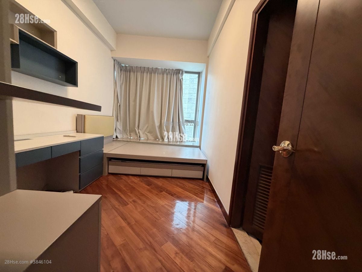 Mount Beacon Rental 4 Bedrooms , 3 Bathrooms 1,483 ft²
