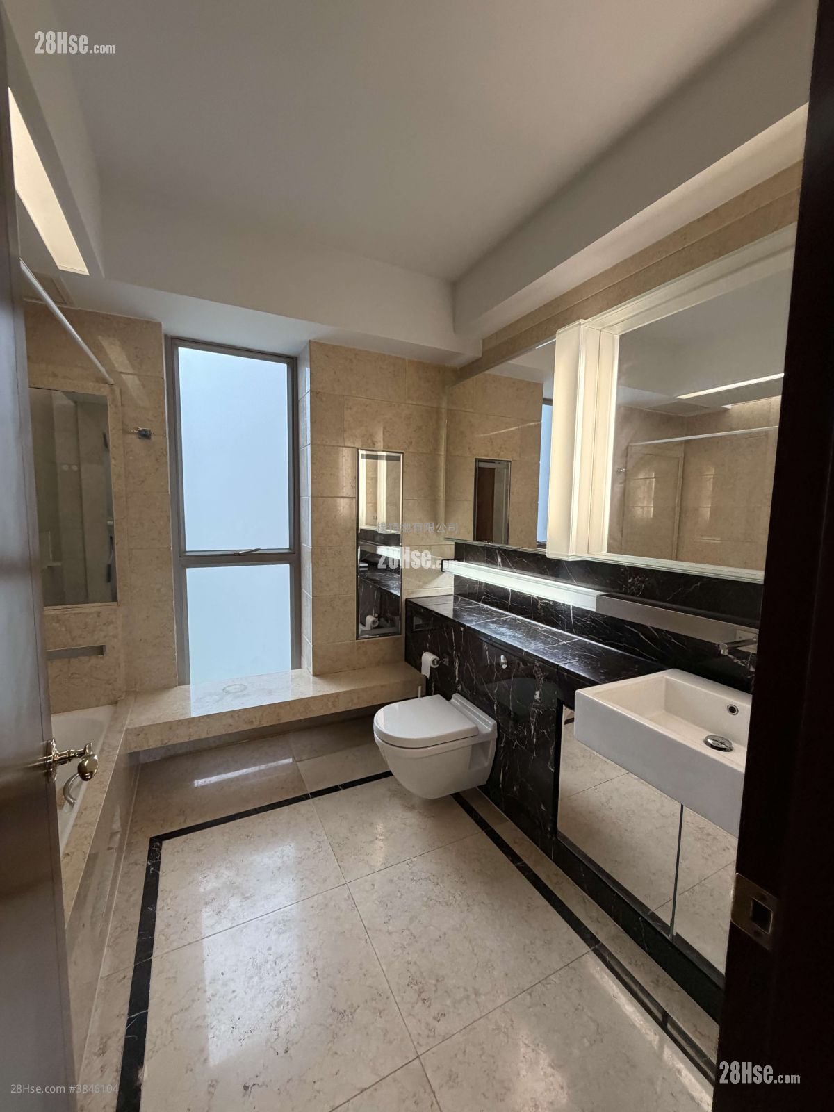 Mount Beacon Rental 4 Bedrooms , 3 Bathrooms 1,483 ft²