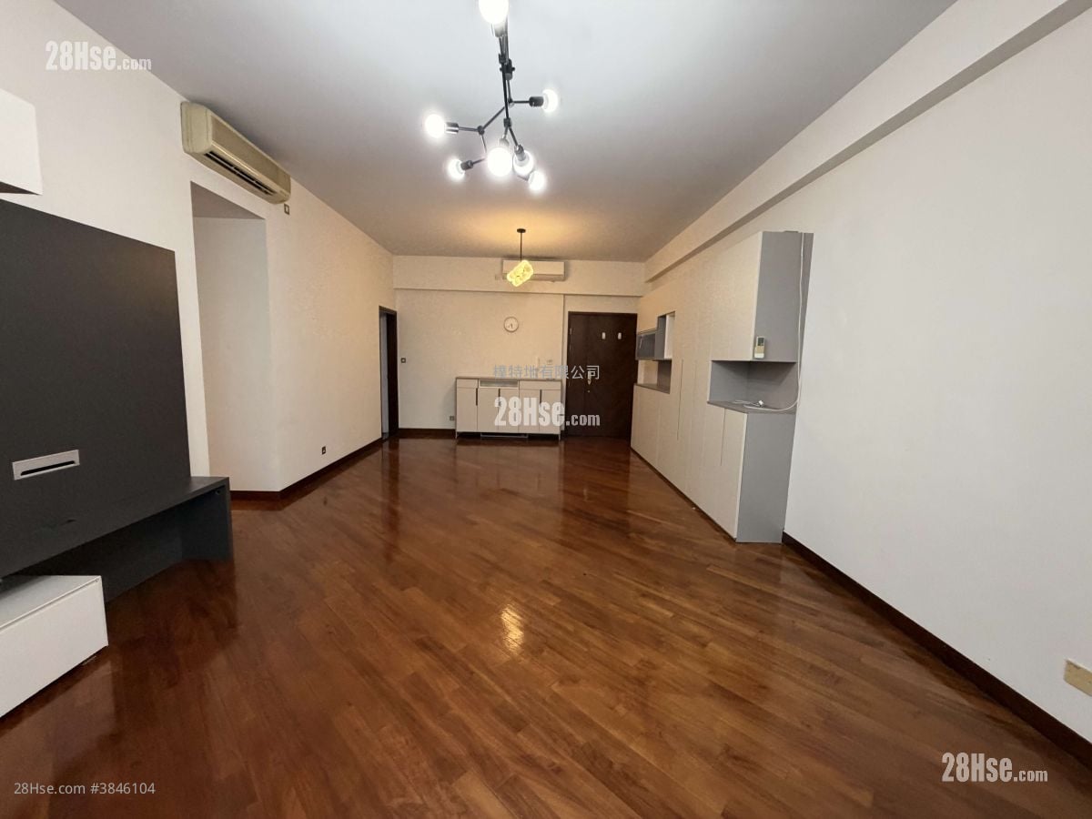 Mount Beacon Rental 4 Bedrooms , 3 Bathrooms 1,483 ft²