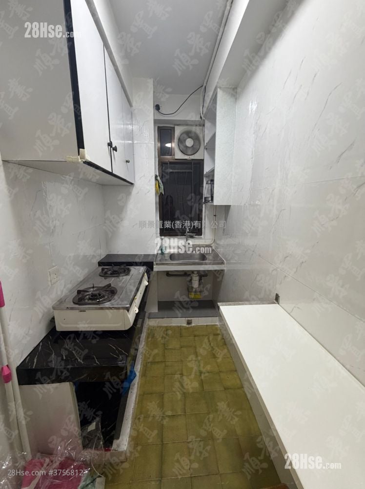 Wai Ching Court Rental 2 Bedrooms , 1 Bathroom 306 ft²
