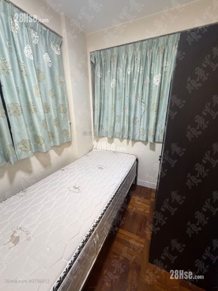 Wai Ching Court Rental 2 Bedrooms , 1 Bathroom 306 ft²
