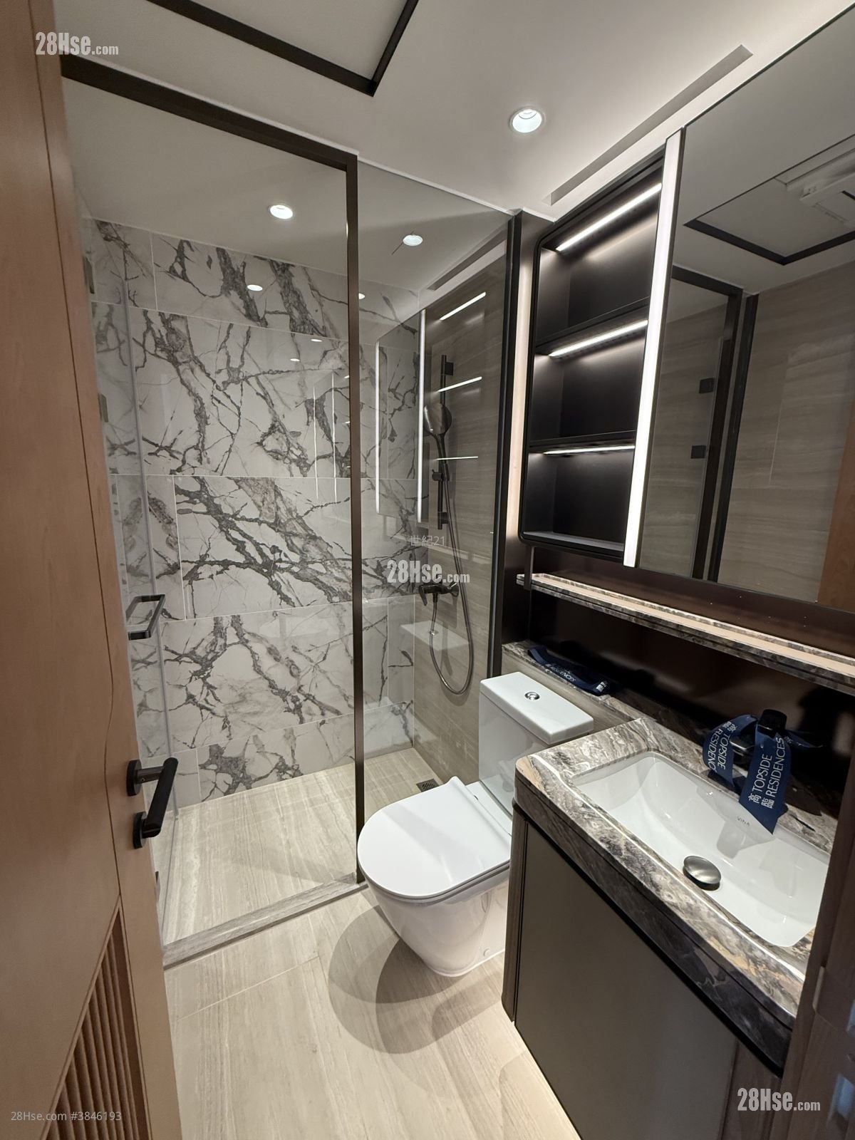 Topside Residence Rental 1 Bedroom , 1 Bathroom 232 ft²