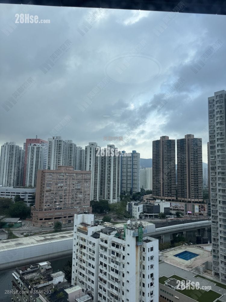 開揚市景