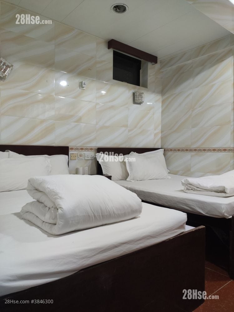 Chungking Mansion Rental 5+ Bedrooms , 5+ Bathrooms 70 ft²