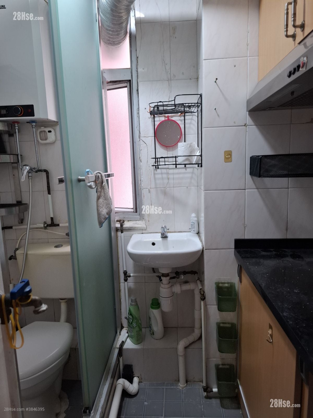 Tsuen Lok Building Rental 2 Bedrooms , 1 Bathroom 250 ft²