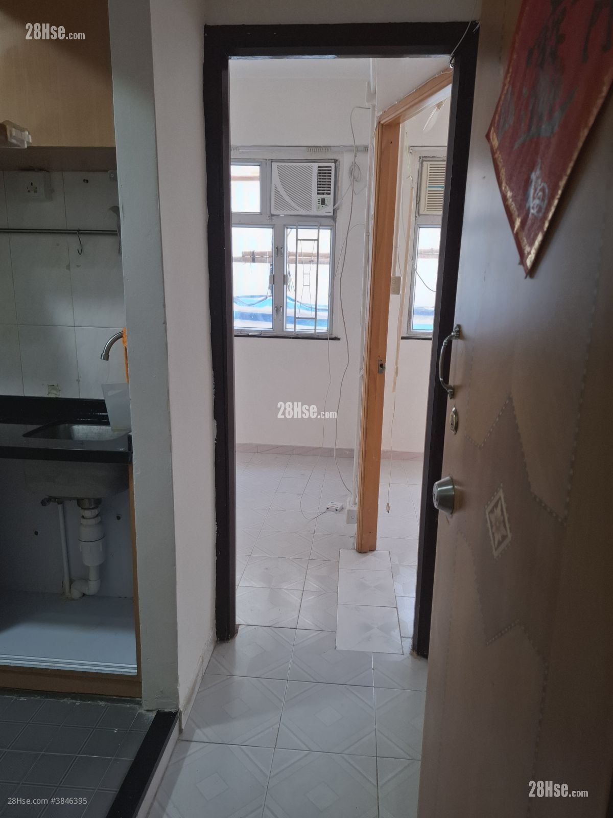 Tsuen Lok Building Rental 2 Bedrooms , 1 Bathroom 250 ft²