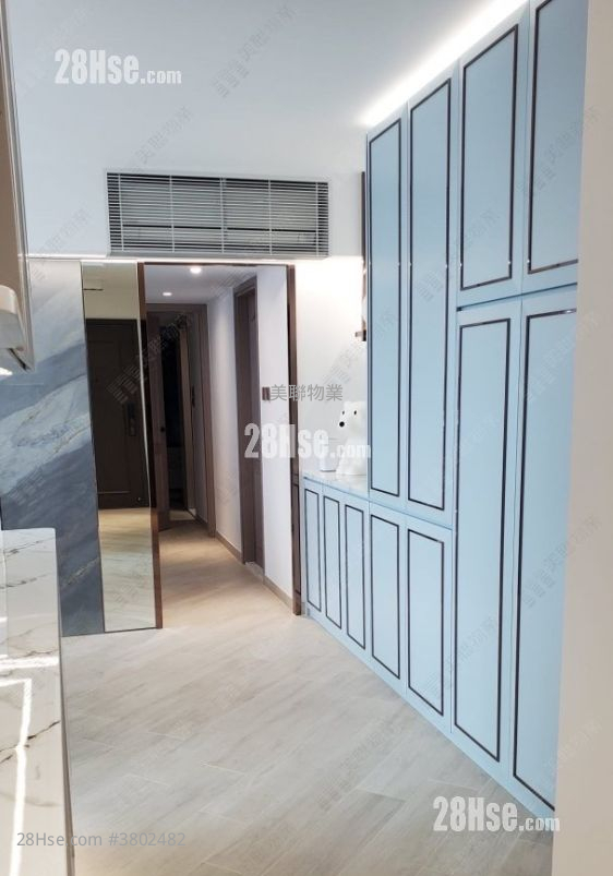 Vista Paradiso Sell 3 Bedrooms , 2 Bathrooms 660 ft²