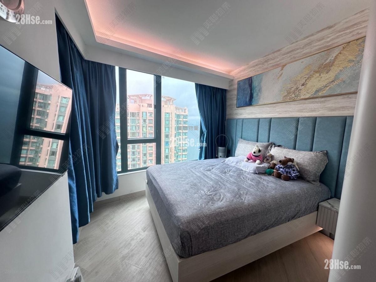 Vista Paradiso Sell 3 Bedrooms , 2 Bathrooms 660 ft²
