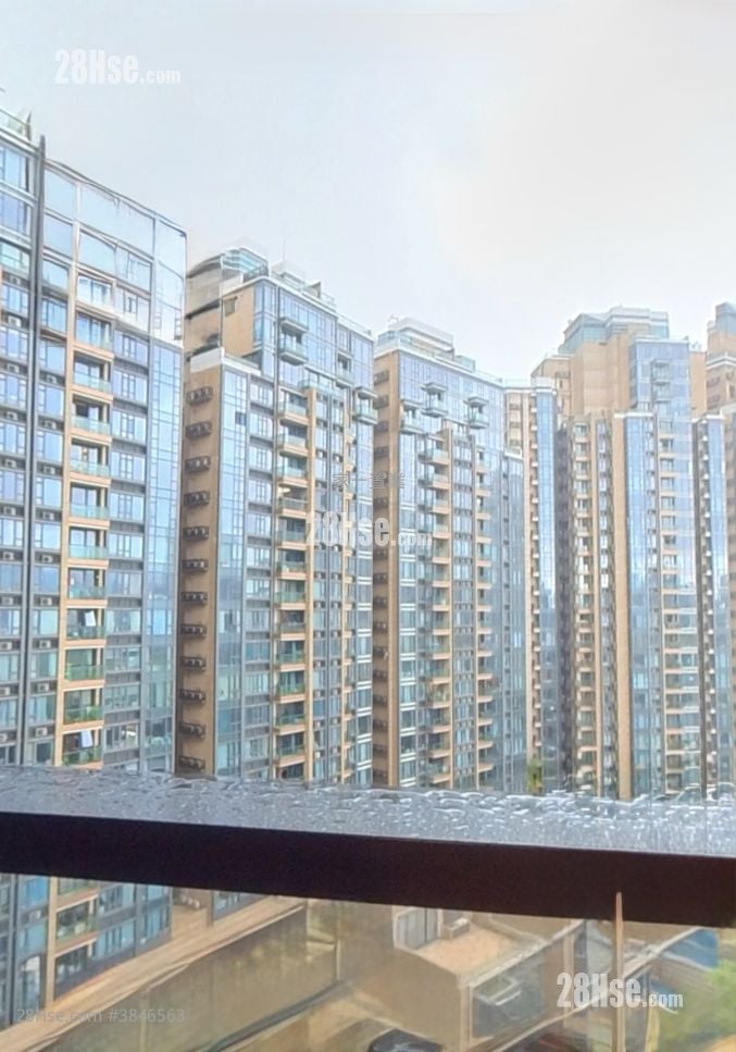 Onmantin Rental 2 Bedrooms , 1 Bathroom 525 ft²