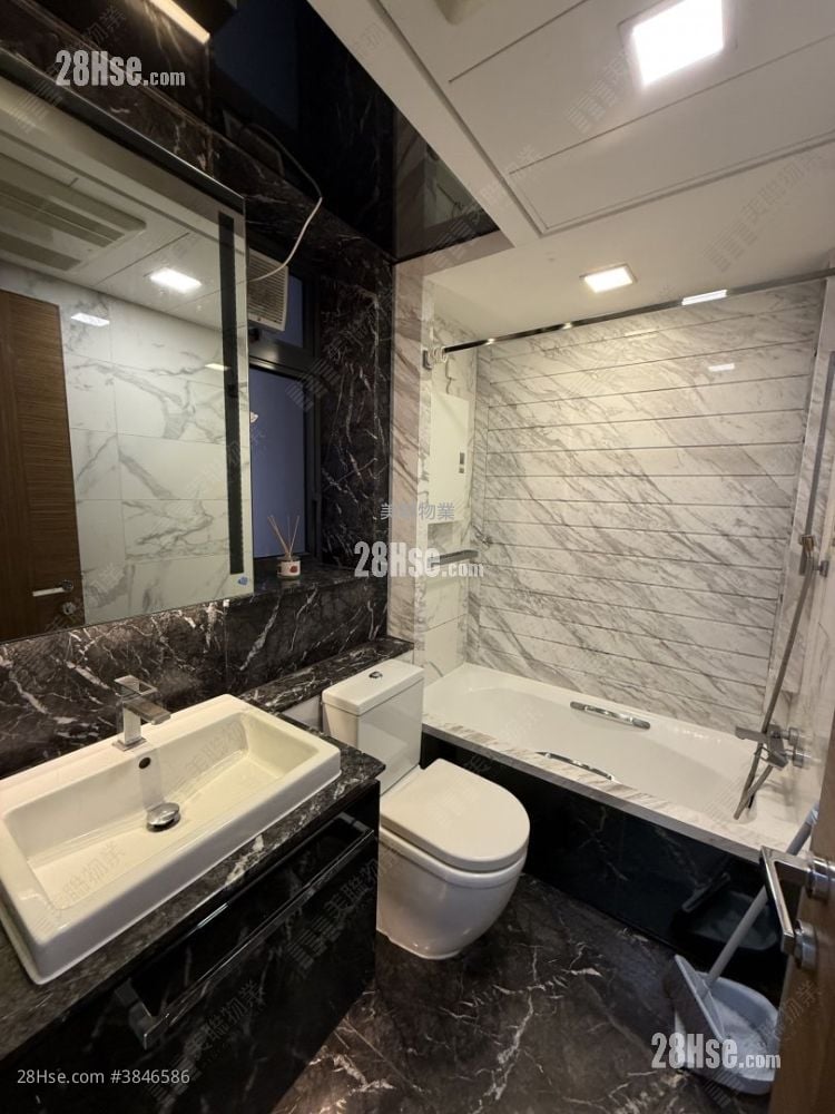 Grand Yoho Rental 2 Bedrooms , 1 Bathroom 519 ft²