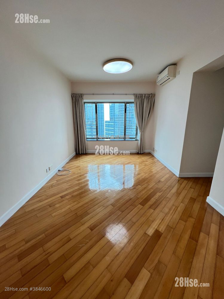Sorrento Rental 3 Bedrooms , 2 Bathrooms 755 ft²