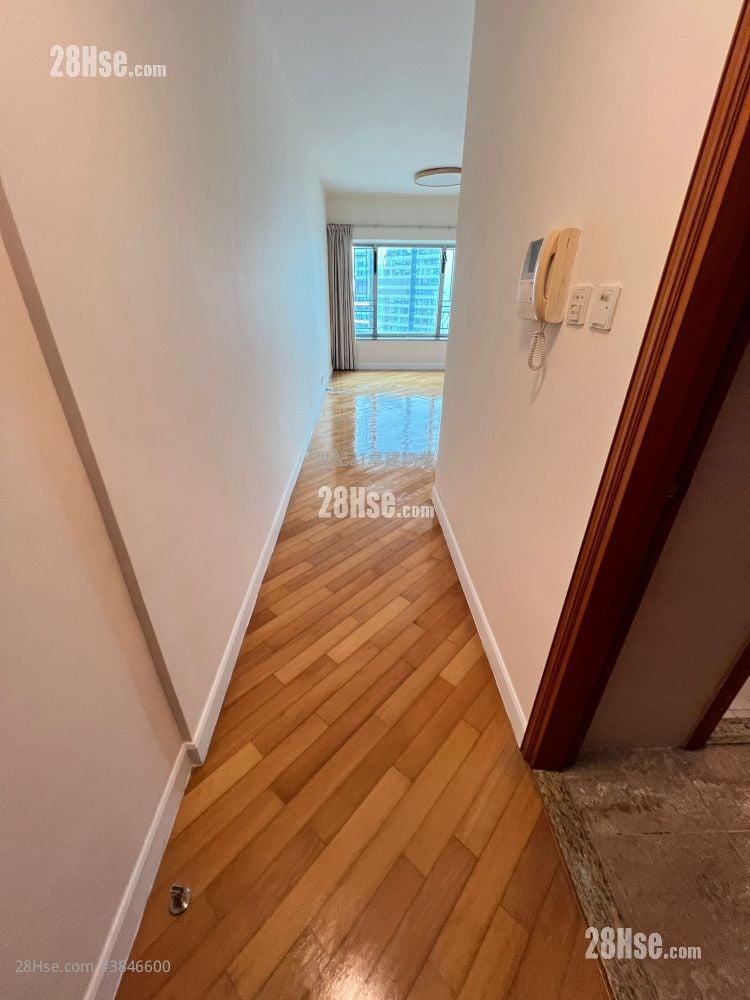 Sorrento Rental 3 Bedrooms , 2 Bathrooms 755 ft²