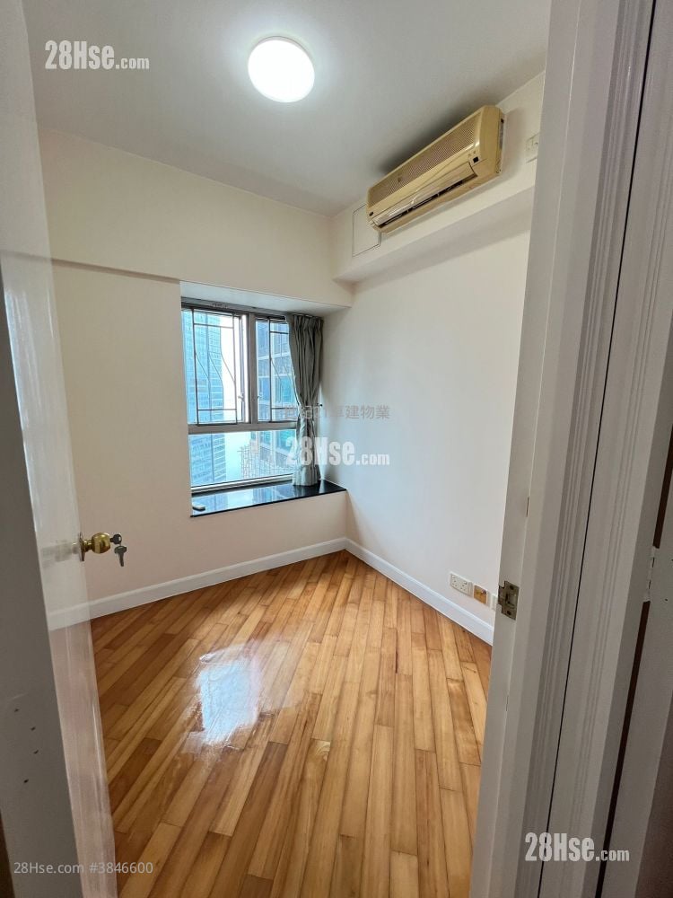Sorrento Rental 3 Bedrooms , 2 Bathrooms 755 ft²