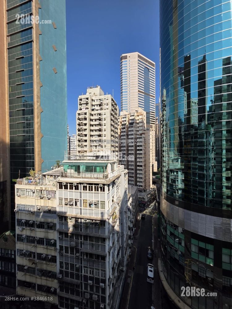 Sun Tao Building Sell 2 Bedrooms , 1 Bathroom 467 ft²