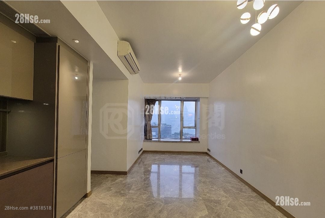 Harbour Pinnacle Sell 2 Bedrooms , 1 Bathroom 508 ft²