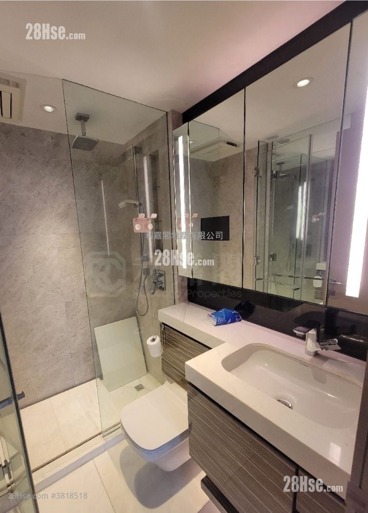 Harbour Pinnacle Sell 2 Bedrooms , 1 Bathroom 508 ft²
