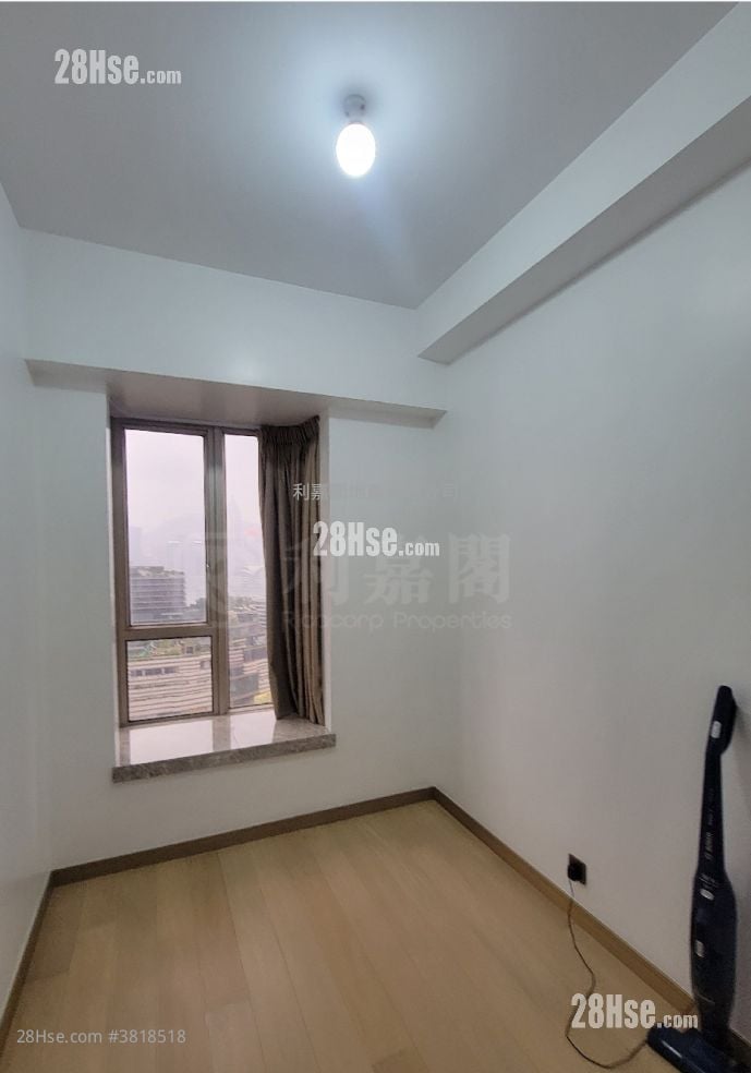 Harbour Pinnacle Sell 2 Bedrooms , 1 Bathroom 508 ft²