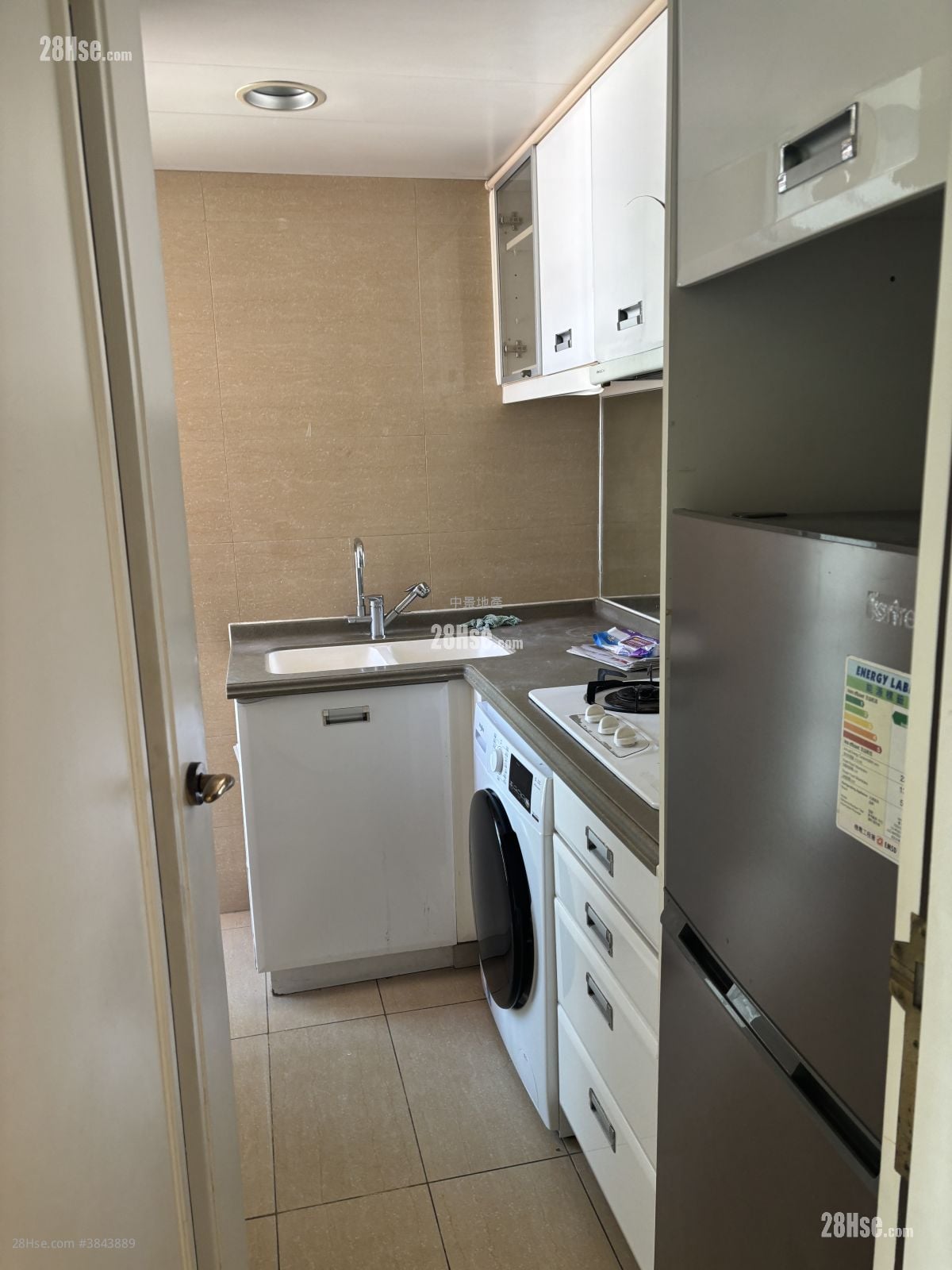 Sky Tower Sell 2 Bedrooms , 1 Bathroom 479 ft²