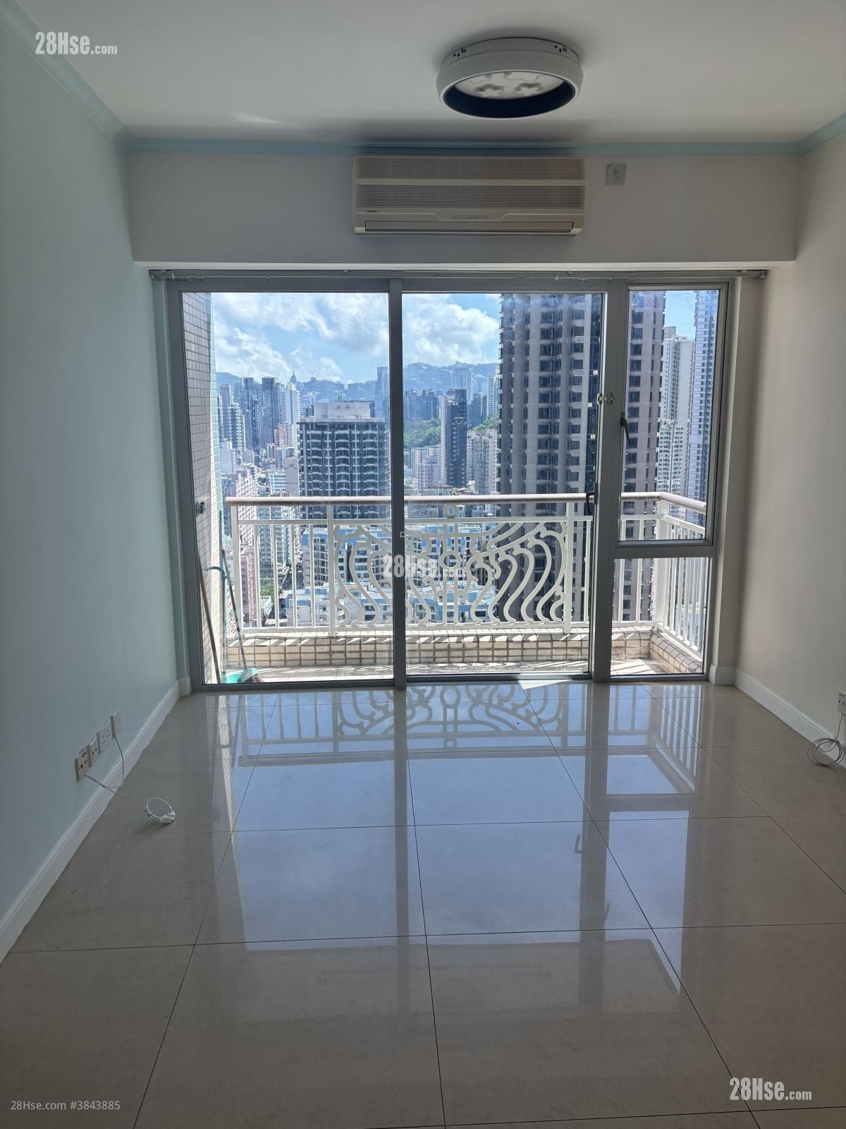 Sky Tower Sell 2 Bedrooms , 1 Bathroom 539 ft²