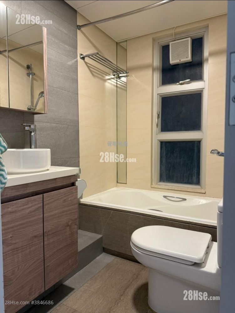 Festival City Rental 3 Bedrooms , 2 Bathrooms 678 ft²