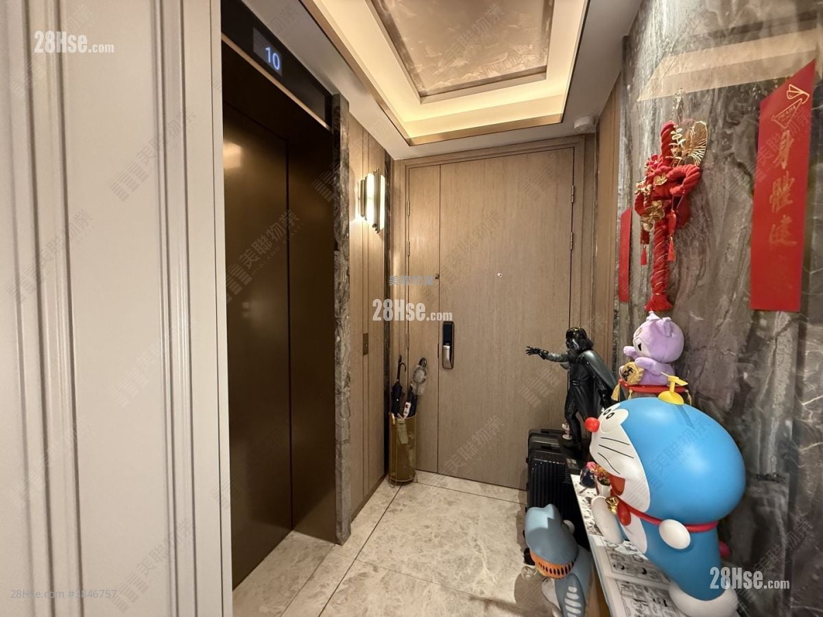 Altissimo Rental 4 Bedrooms , 4 Bathrooms 1,490 ft²