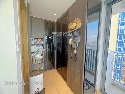 MALIBU 售盤 4 房 , 3 浴室 1,087 平方呎