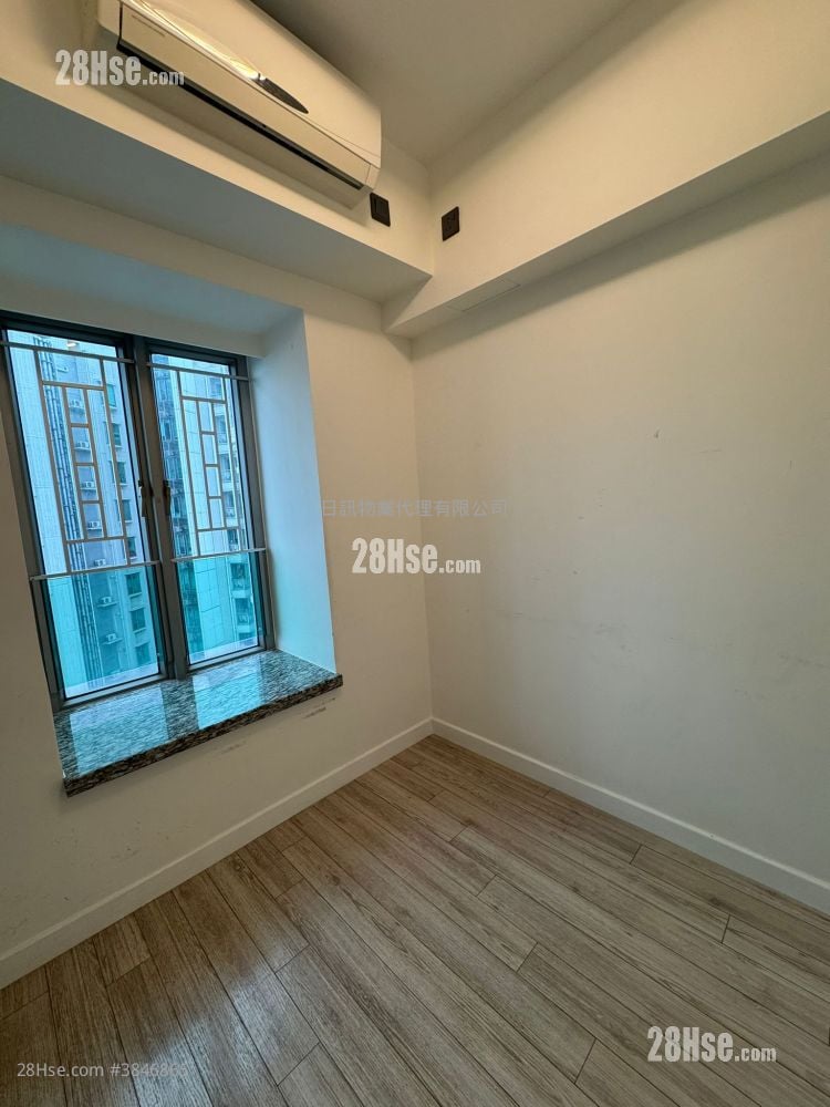 City Point Rental 3 Bedrooms , 2 Bathrooms 664 ft²