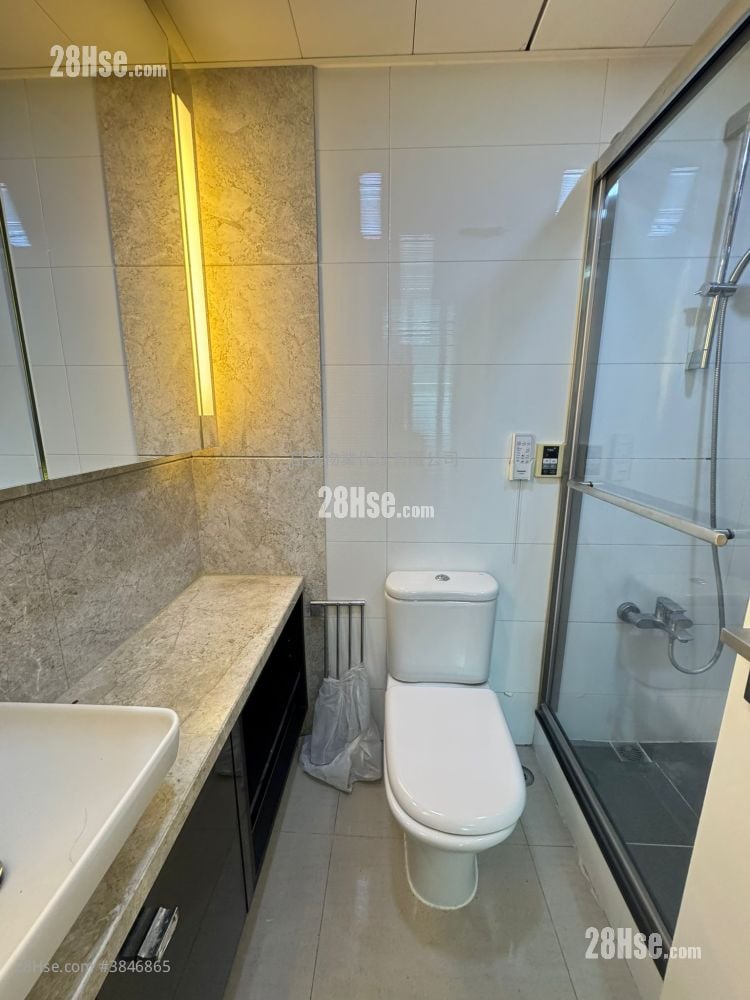 City Point Rental 3 Bedrooms , 2 Bathrooms 664 ft²
